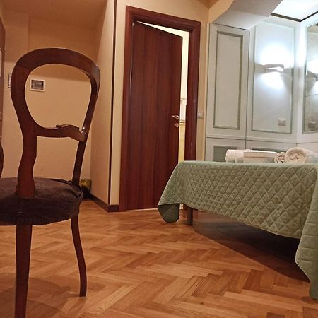 Domina Popolo Bed & Breakfast โรม ภายนอก รูปภาพ