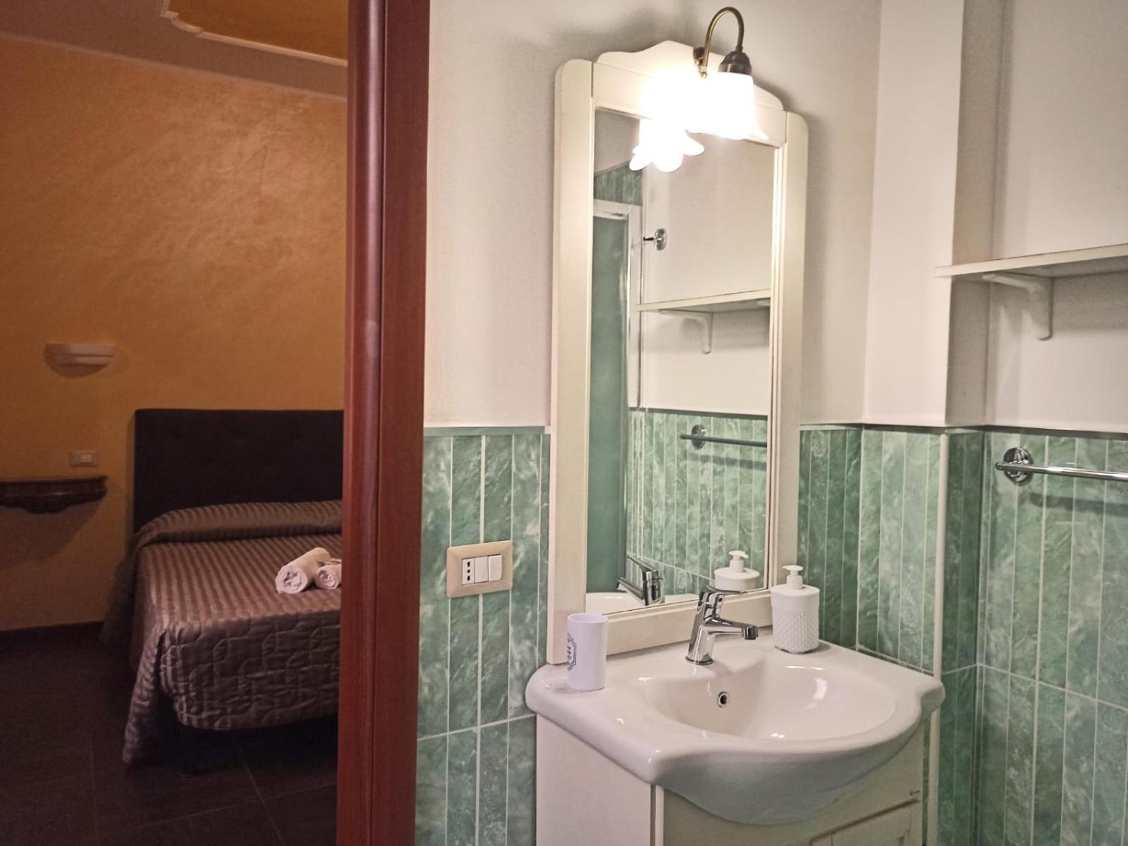 Domina Popolo Bed & Breakfast โรม ภายนอก รูปภาพ