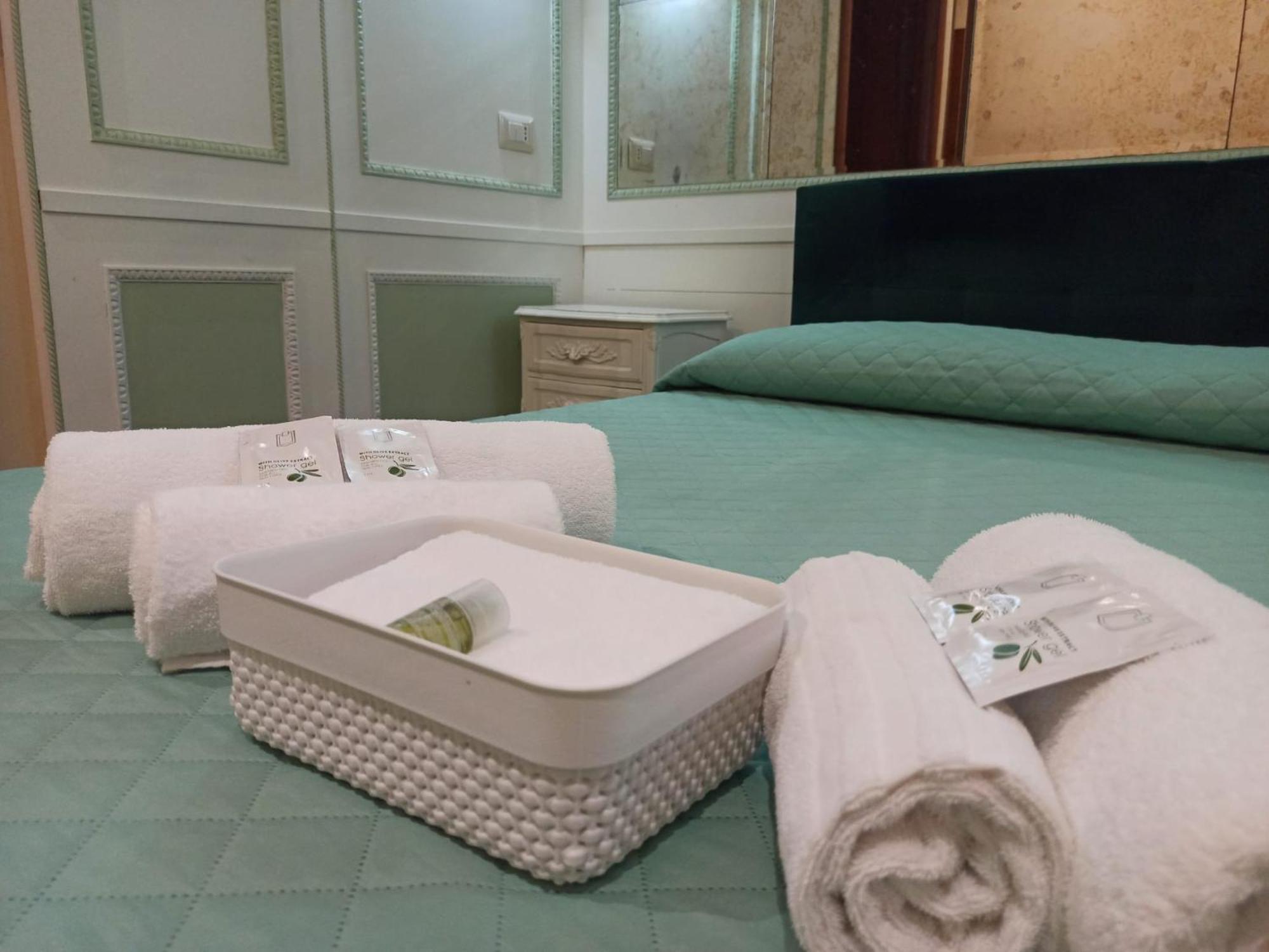 Domina Popolo Bed & Breakfast โรม ภายนอก รูปภาพ